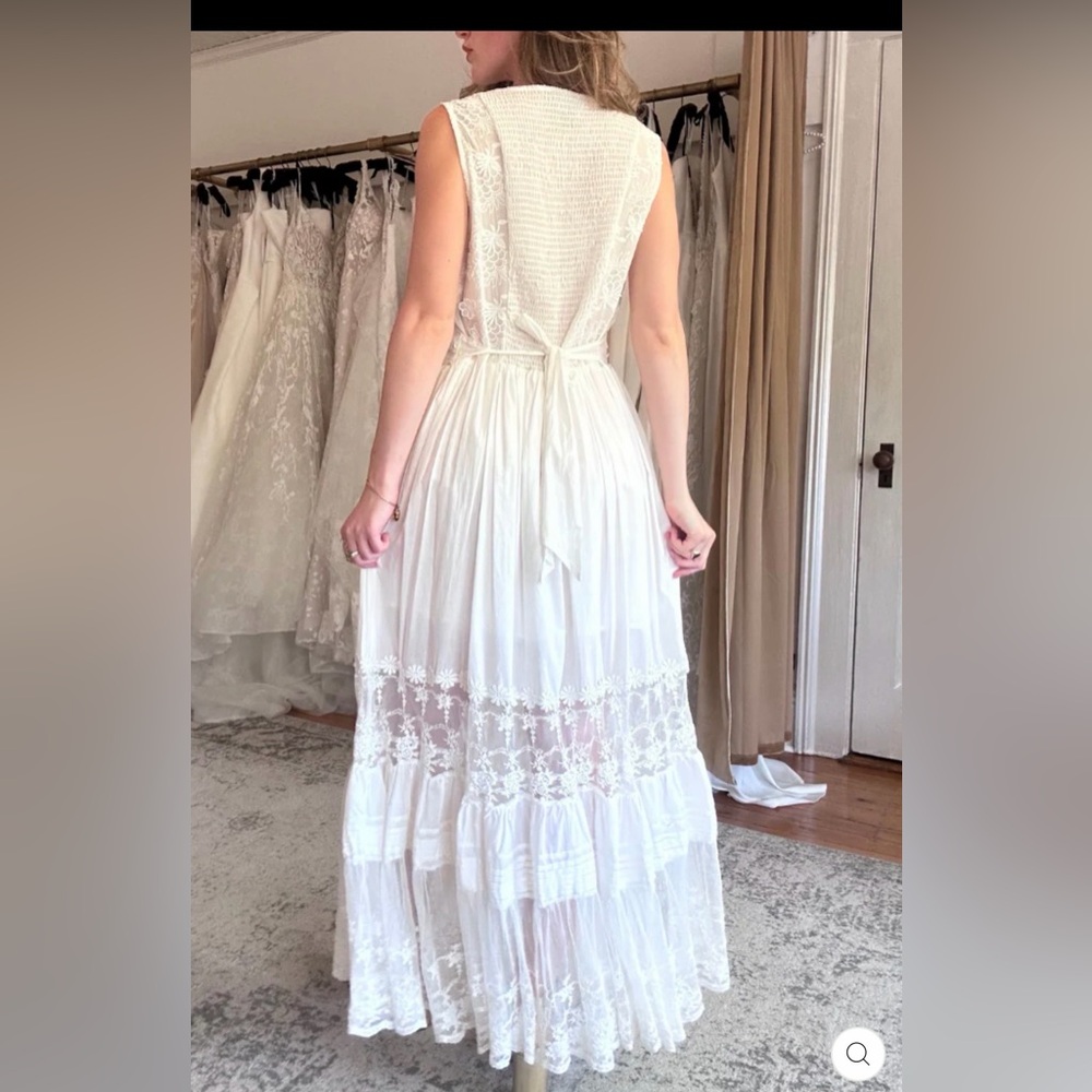 Elegant White Lace boho maxi Women’s Dress - Picture 6 of 13
